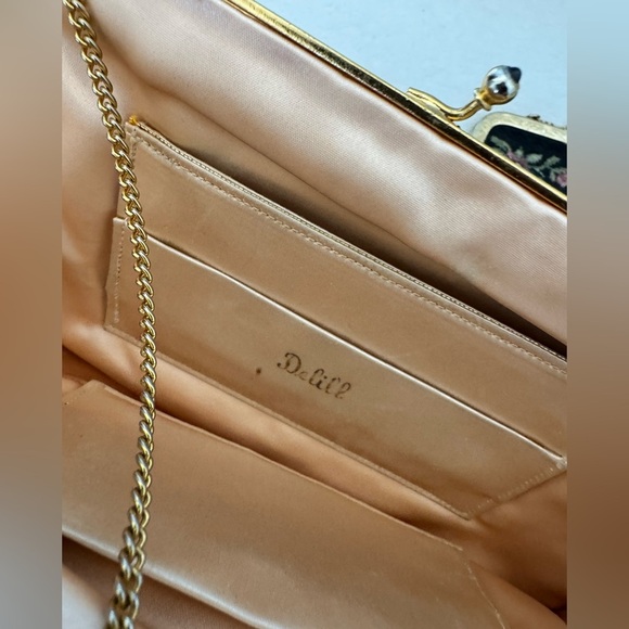 VINTAGE FRENCH FLORAL TAPESTRY PURSE - Picture 2 of 3